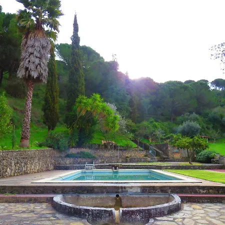 Casa vacanze Charming House In With Shared Pool.